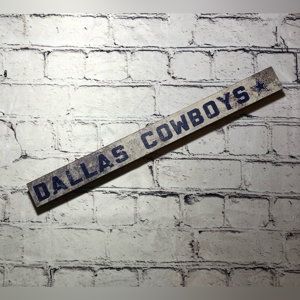 Dallas Cowboys 16” Display